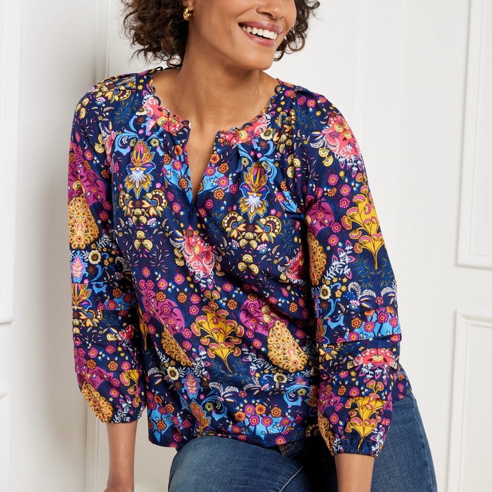 TALBOTS PLEATED SLEEVE POPLIN TOP - FLORAL MEDALLION Women's Size Medium